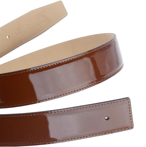 Patent leather belt cognac